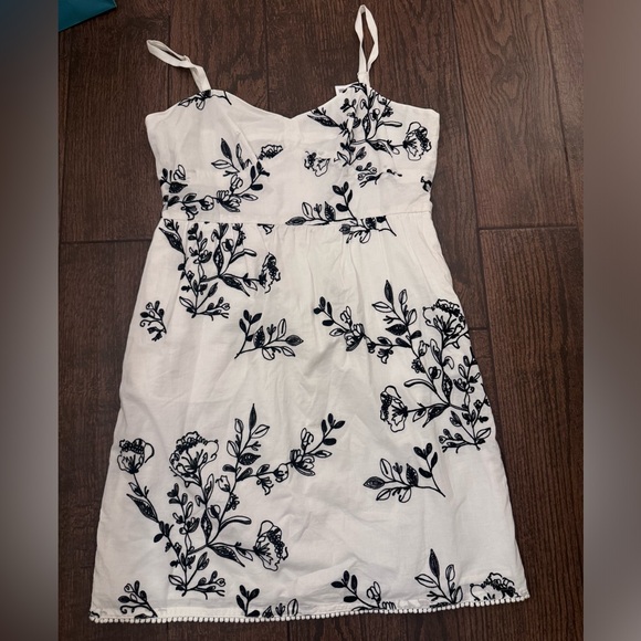 New J Crew Dress - Picture 2 of 5